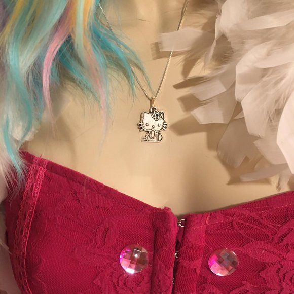 ADORABLE saphhire pink vinatge hello kitty corset and matching pendent! - Picture 8 of 14